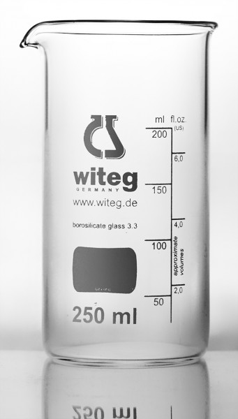 tall form with spout with witeg logo